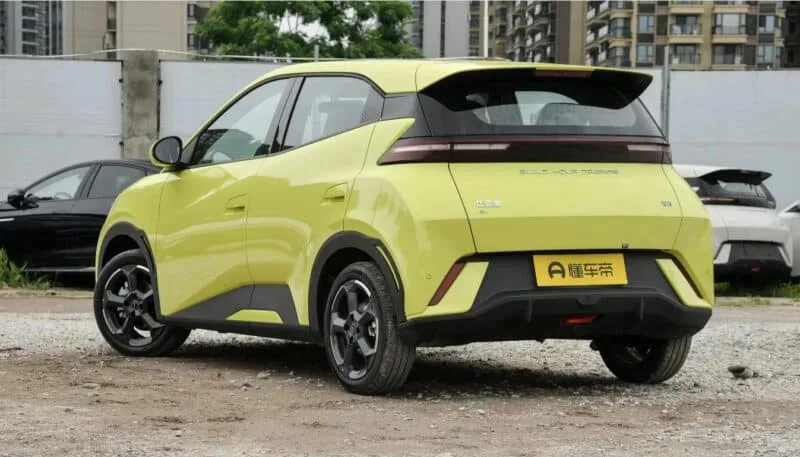 BYD Seagull rear three-quarter