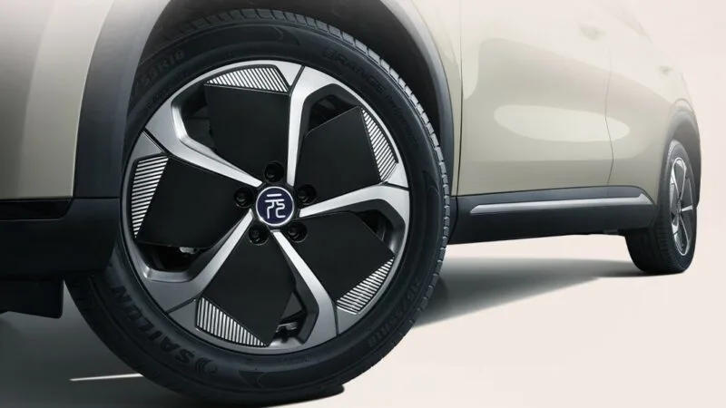 BYD Yuan Plus front three-quarter