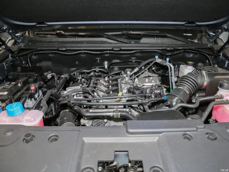 Changan F70 Hunter cabin overview