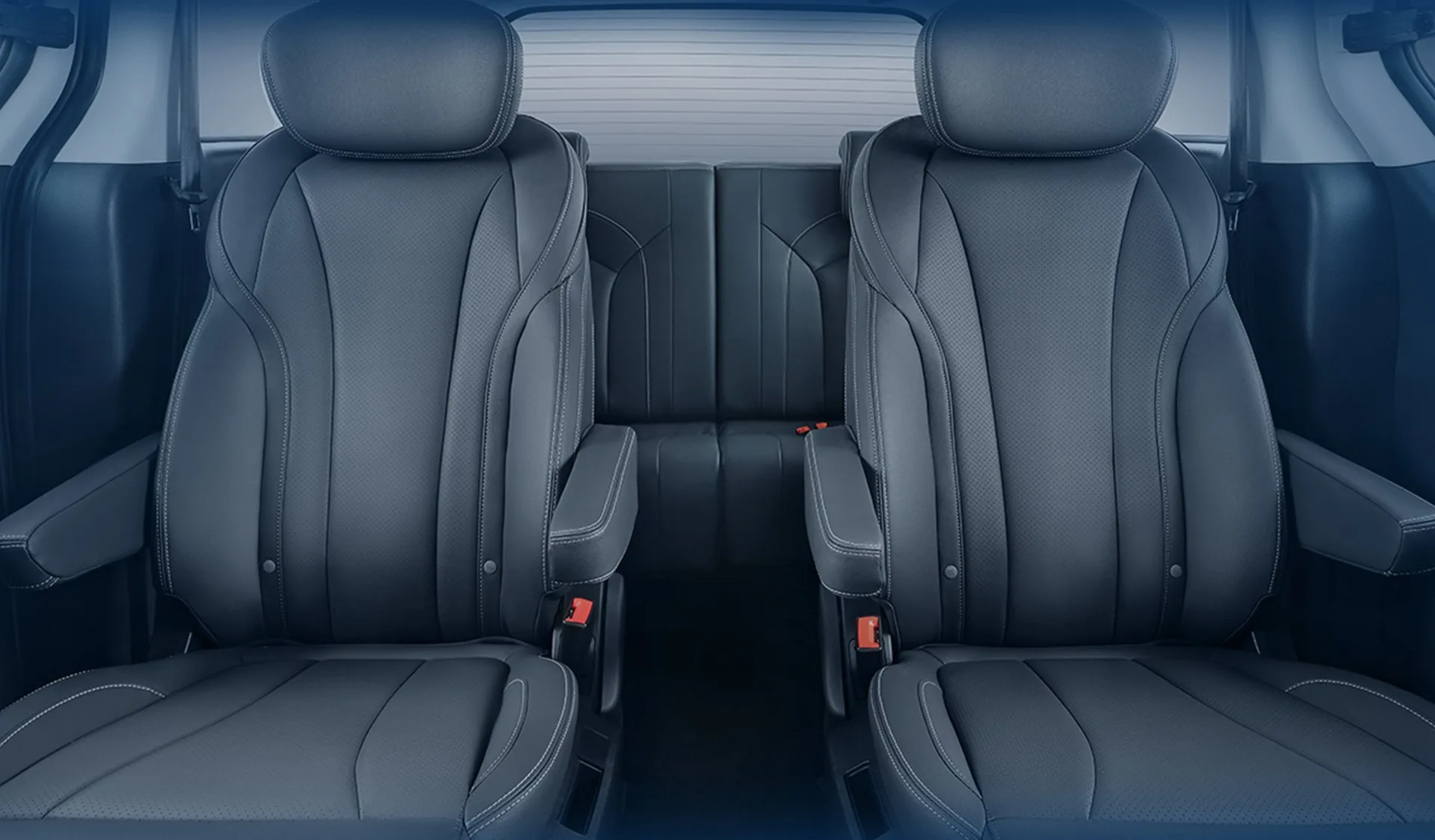G10 rear passenger seats